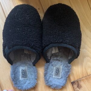 UGG Black and Gray Plush Slippers